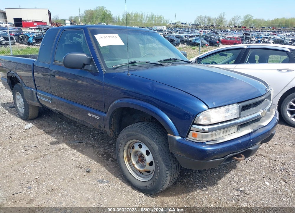 2002 CHEVROLET S-10 LS VIN: 1GCDT19W628210001