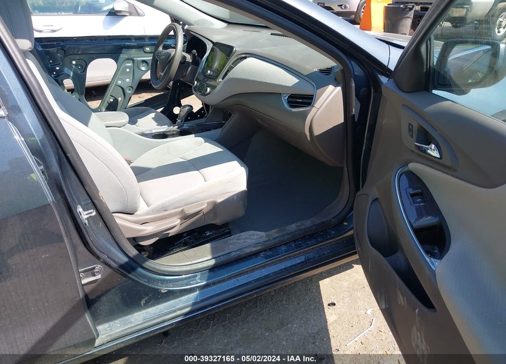 2019 CHEVROLET MALIBU LT VIN: 1G1ZD5ST5KF194128