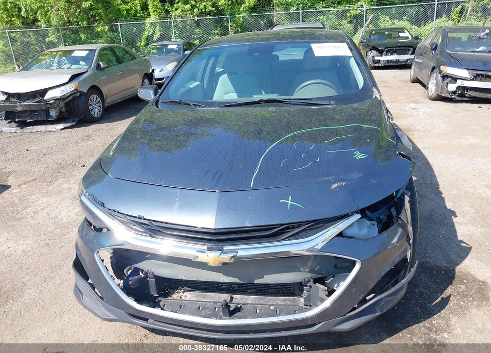 2019 CHEVROLET MALIBU LT VIN: 1G1ZD5ST5KF194128
