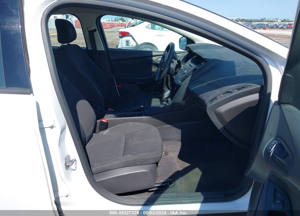 2016 FORD FOCUS S VIN: 1FADP3E23GL288815