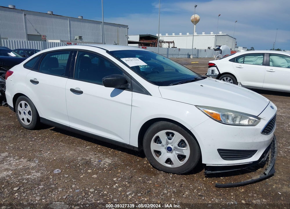 2016 FORD FOCUS S VIN: 1FADP3E23GL288815