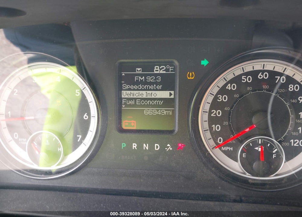 2019 RAM 1500 CLASSIC TRADESMAN QUAD CAB 4X2 6'4 BOX VIN: 1C6RR6FG5KS630146