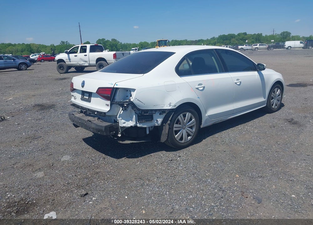 2017 VOLKSWAGEN JETTA 1.4T S VIN: 3VW2B7AJ1HM363397