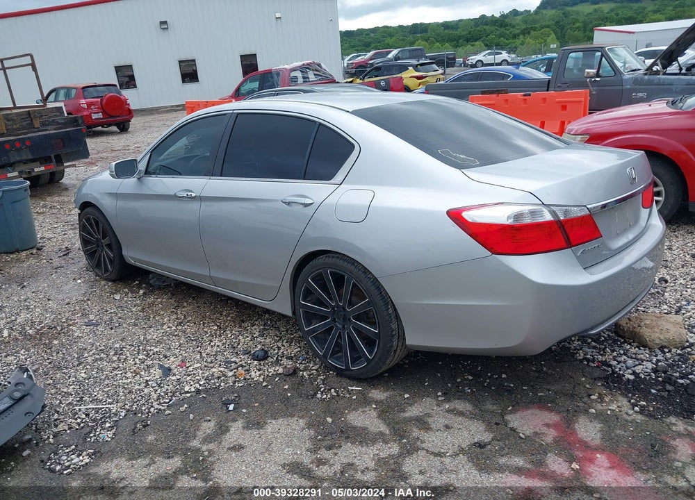 2015 HONDA ACCORD VIN: 1HGCR2F79FA100346
