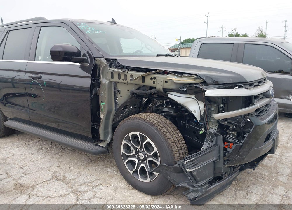 2024 FORD EXPEDITION XLT VIN: 1FMJU1J86REA32014