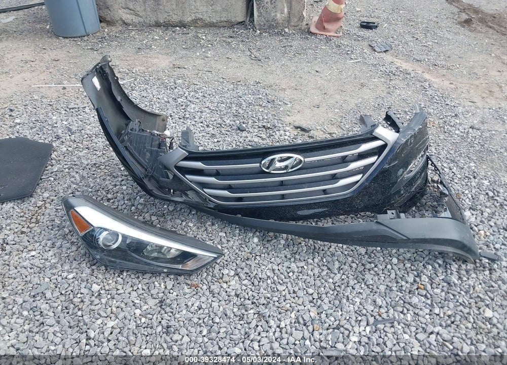 2017 HYUNDAI TUCSON SE VIN: KM8J3CA40HU436832