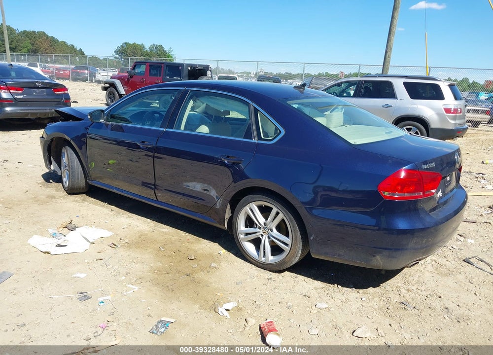 2014 VOLKSWAGEN PASSAT 1.8T SE VIN: 1VWBS7A34EC117796