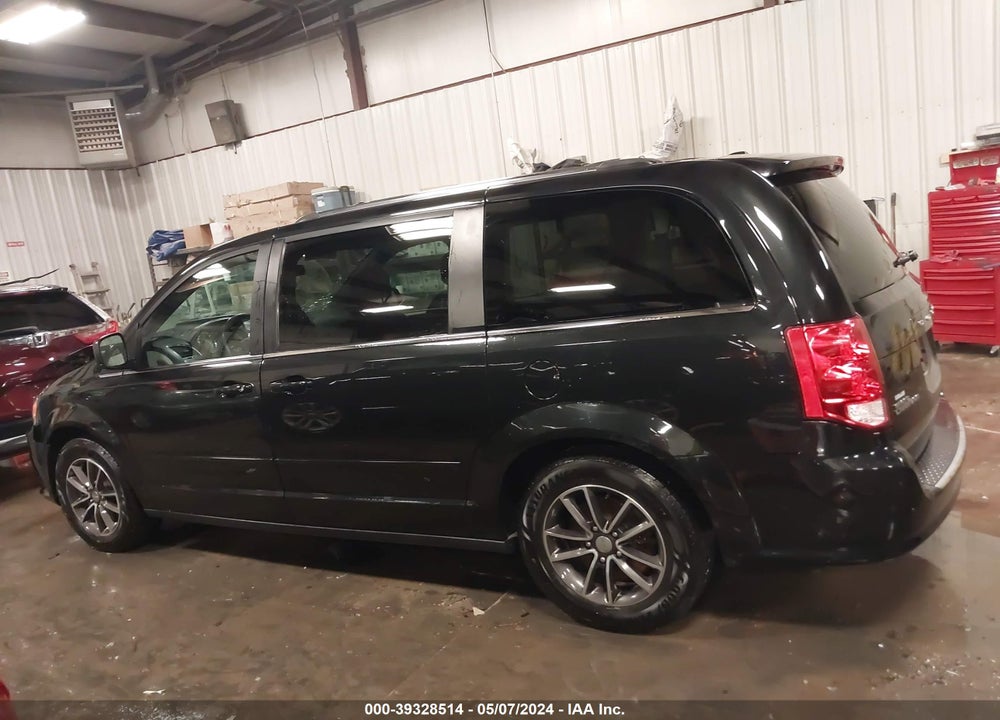 2017 DODGE GRAND CARAVAN SXT VIN: 2C4RDGCG8HR600229