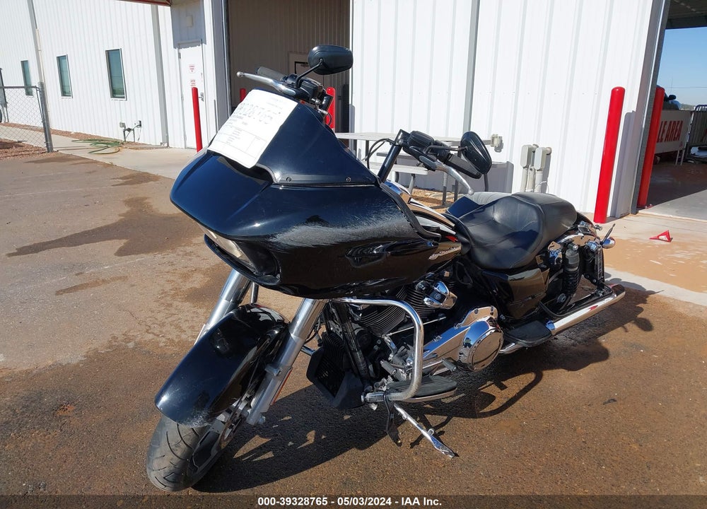 2017 HARLEY-DAVIDSON FLTRX ROAD GLIDE VIN: 1HD1KHC37HB618823