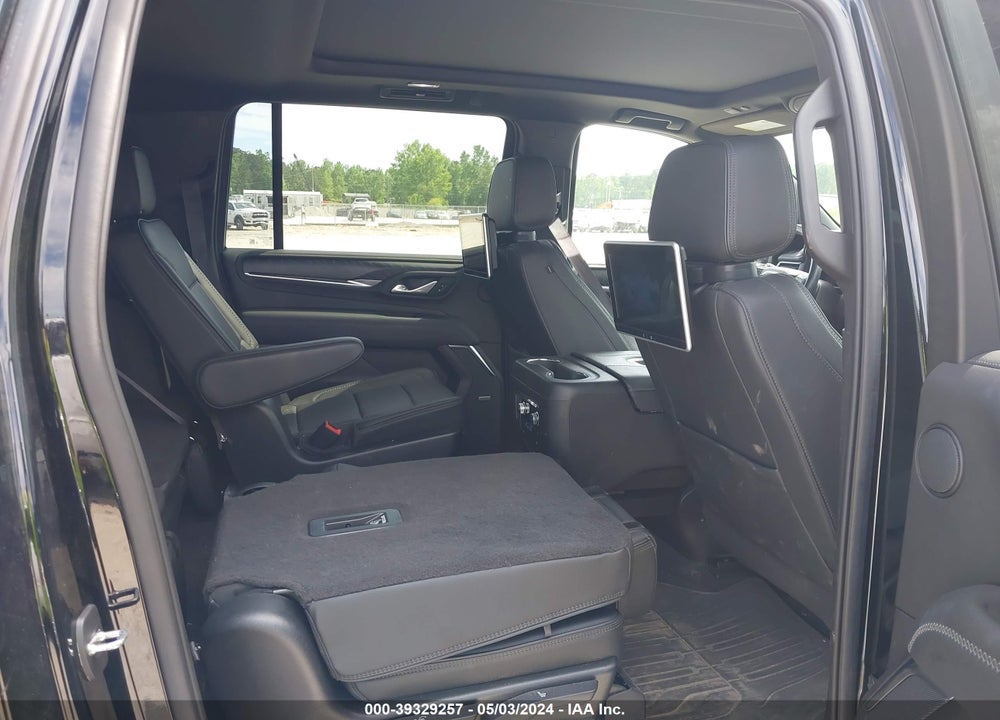 2022 GMC YUKON XL 4WD DENALI VIN: 1GKS2JKL2NR161568