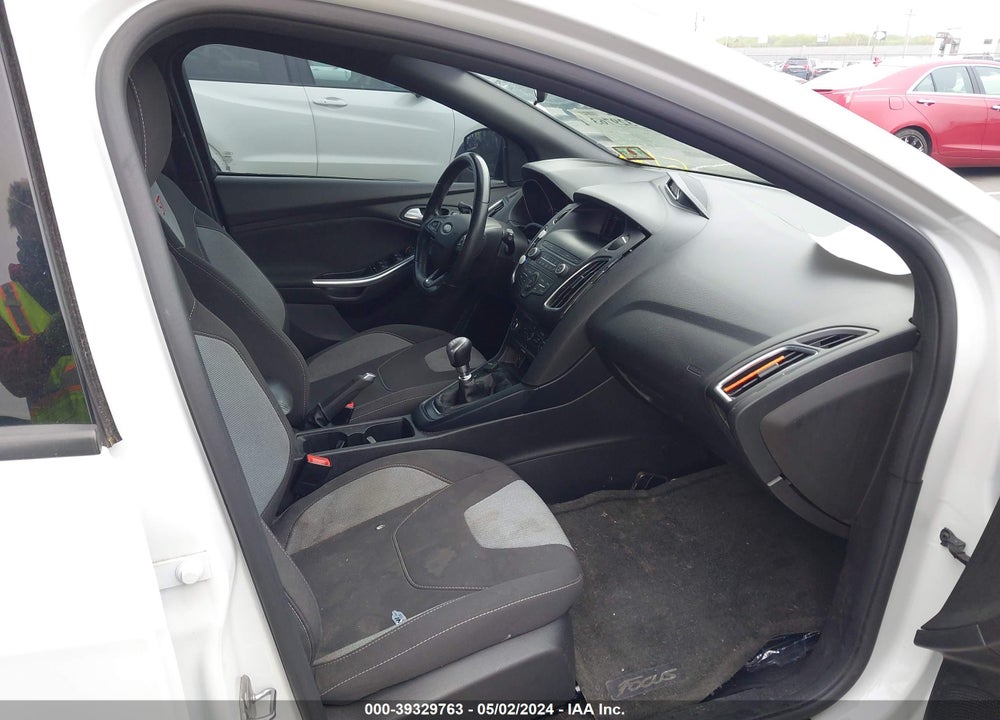 2018 FORD FOCUS ST VIN: 1FADP3L93JL242490