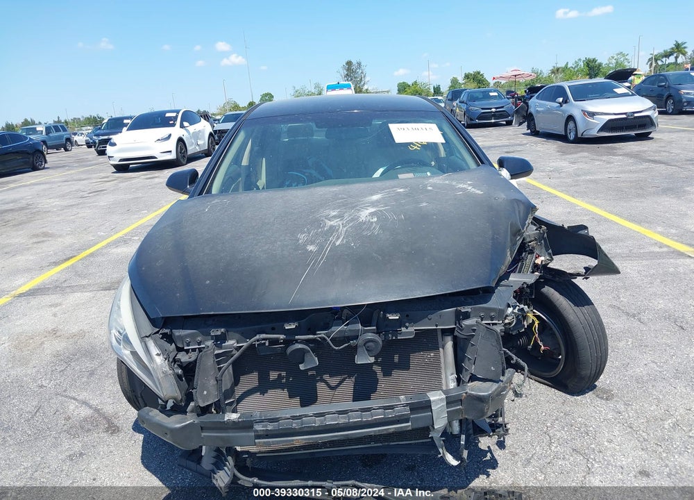 2016 HYUNDAI SONATA SE VIN: 5NPE24AF2GH388579