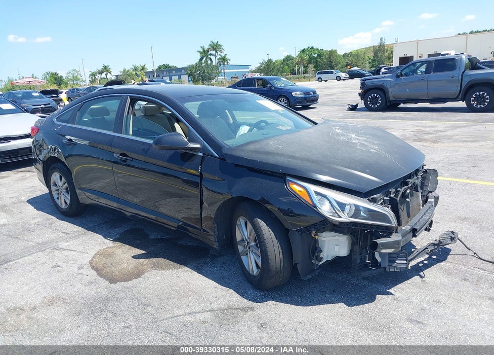 2016 HYUNDAI SONATA SE VIN: 5NPE24AF2GH388579