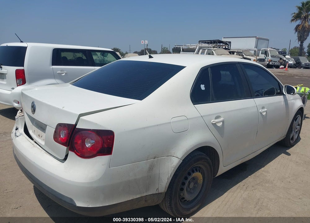2008 VOLKSWAGEN JETTA S VIN: 3VWJZ71K48M193052