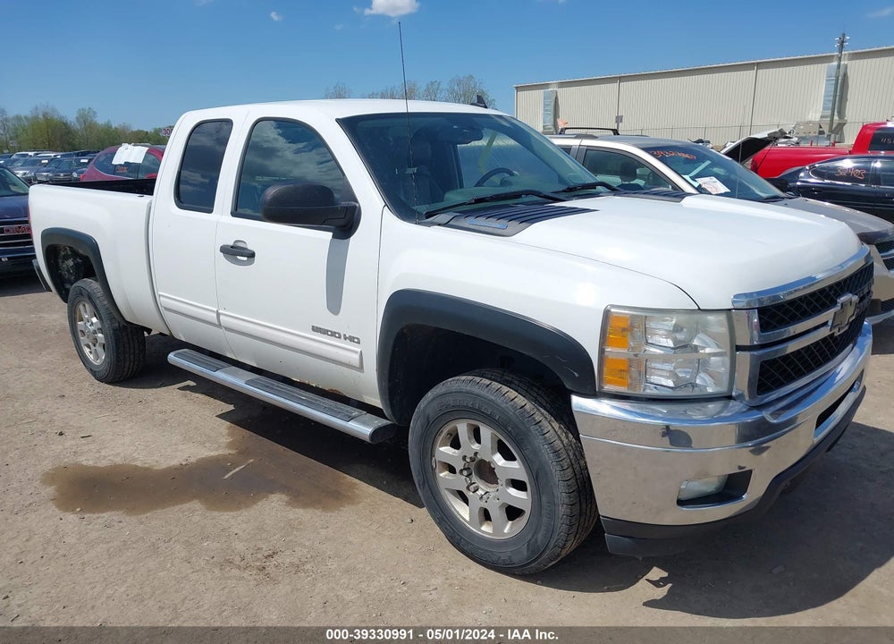 2011 CHEVROLET SILVERADO 2500HD LT VIN: 1GC2CXCG1BZ285856
