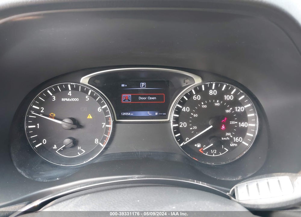 2017 NISSAN PATHFINDER SL VIN: 5N1DR2MNXHC901942