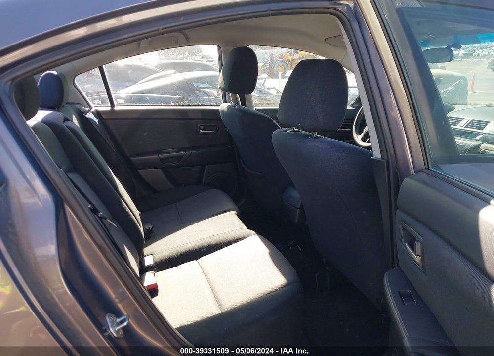 2008 MAZDA 3 I VIN: JM1BK32F881841561