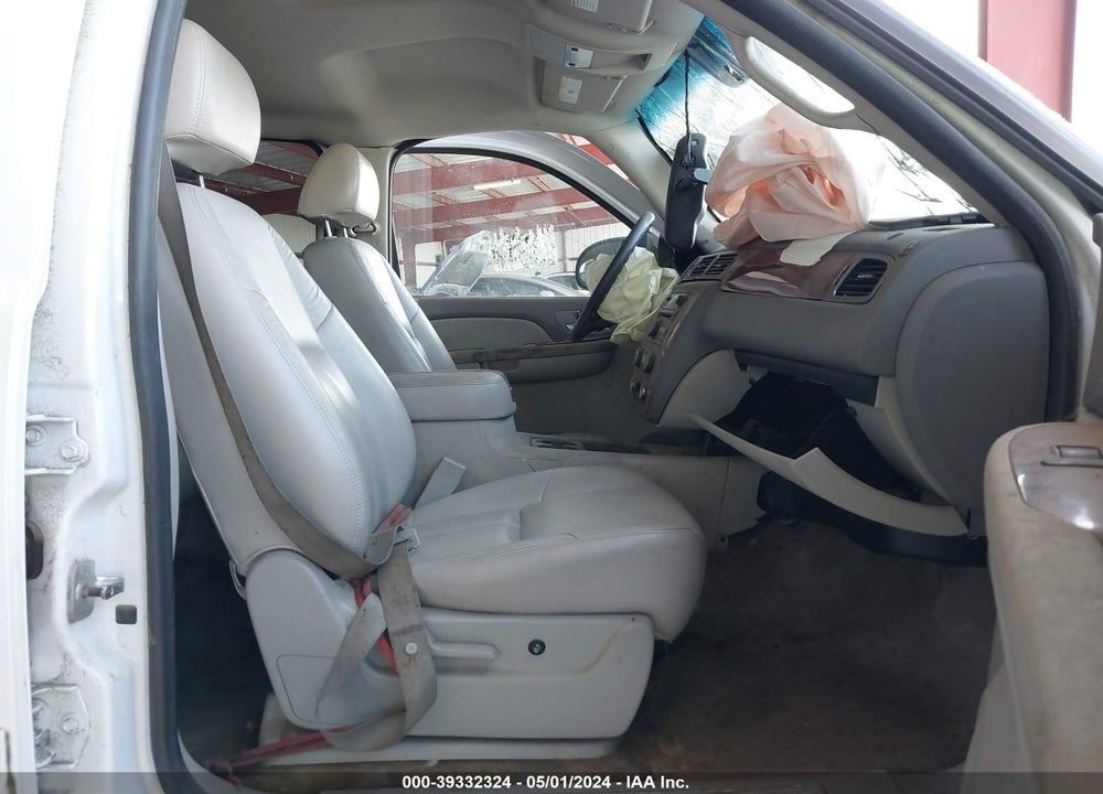 2007 CHEVROLET SUBURBAN 1500 LT VIN: 1GNFK16317J200781