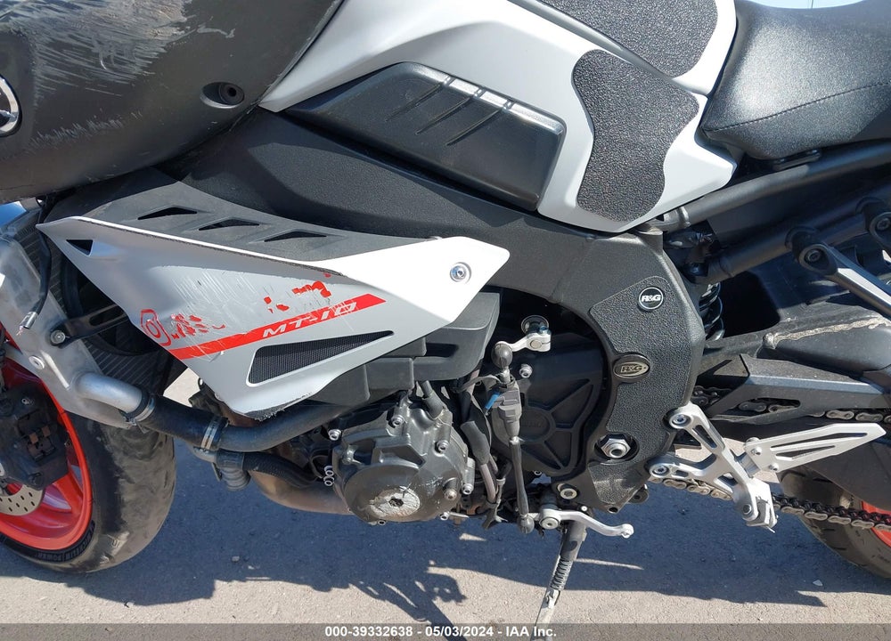 2020 YAMAHA MTN1000 VIN: JYARN48E1LA003385