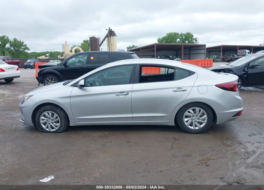 2019 HYUNDAI ELANTRA SE VIN: 5NPD74LF6KH441996