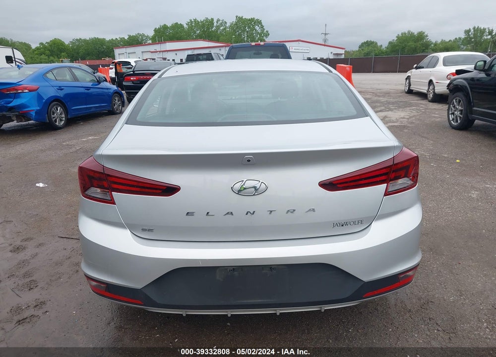 2019 HYUNDAI ELANTRA SE VIN: 5NPD74LF6KH441996