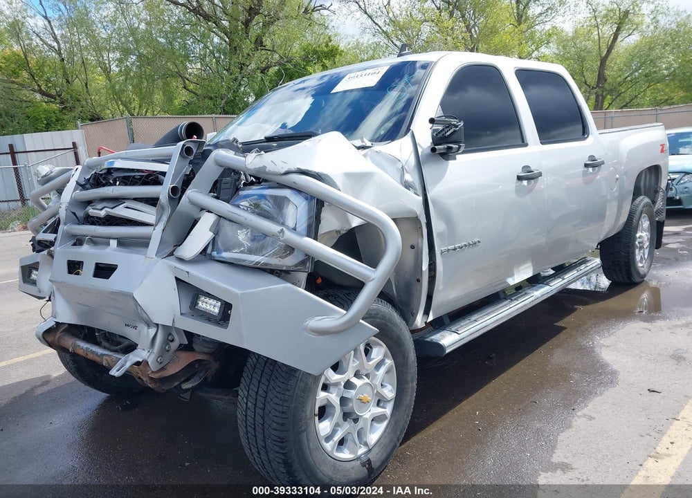 2011 CHEVROLET SILVERADO 2500HD LT VIN: 1GC1KXC80BF163661