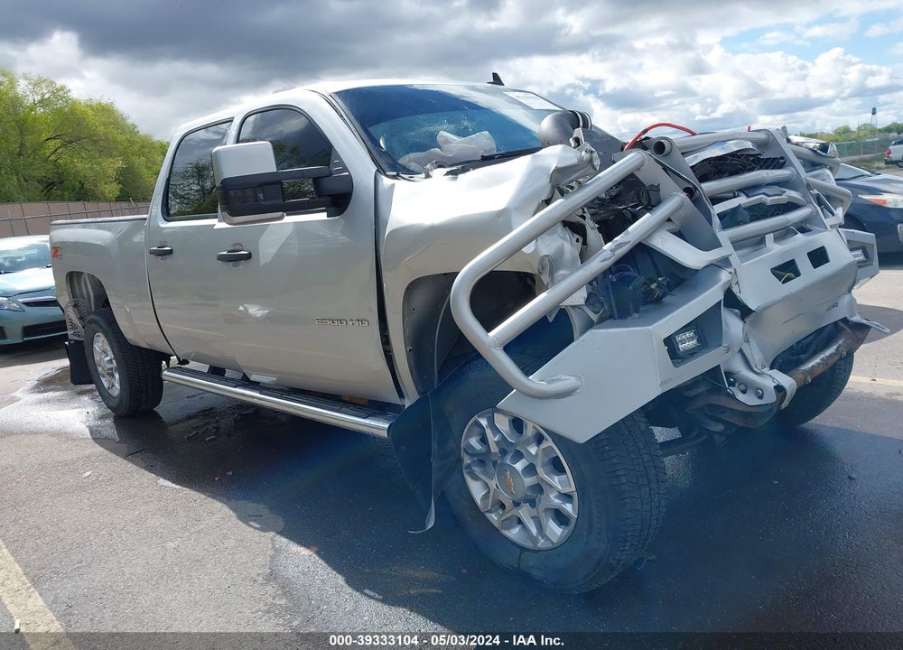 2011 CHEVROLET SILVERADO 2500HD LT VIN: 1GC1KXC80BF163661