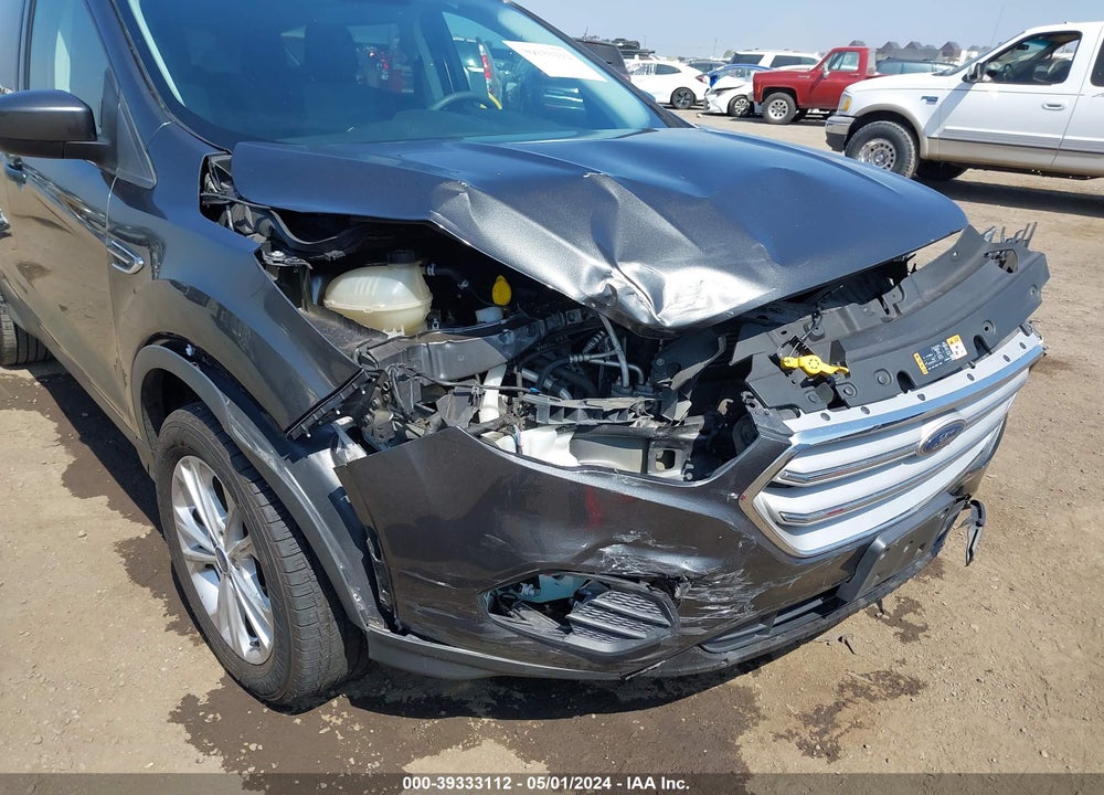 2018 FORD ESCAPE SE VIN: 1FMCU0GD0JUA97992