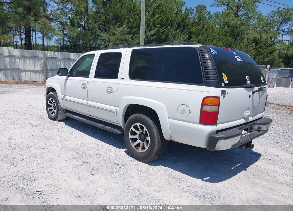 2002 CHEVROLET SUBURBAN 1500 LT VIN: 3GNEC16ZX2G261148