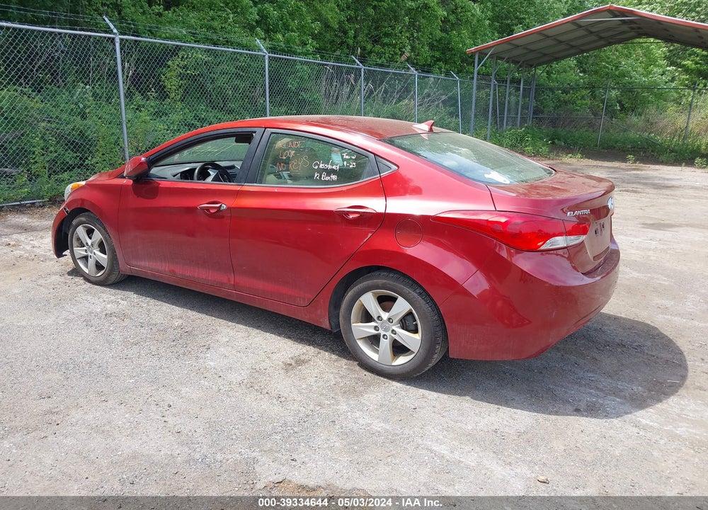 2013 HYUNDAI ELANTRA VIN: 5NPDH4AE1DH357790