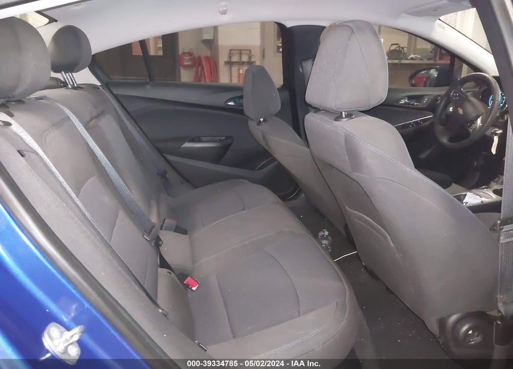 2018 CHEVROLET CRUZE LT AUTO VIN: 1G1BE5SM7J7194843