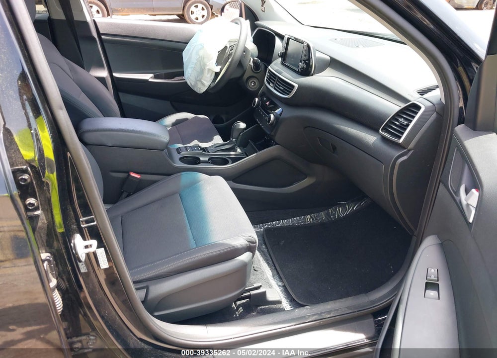 2020 HYUNDAI TUCSON VIN: KM8J23A41LU204140