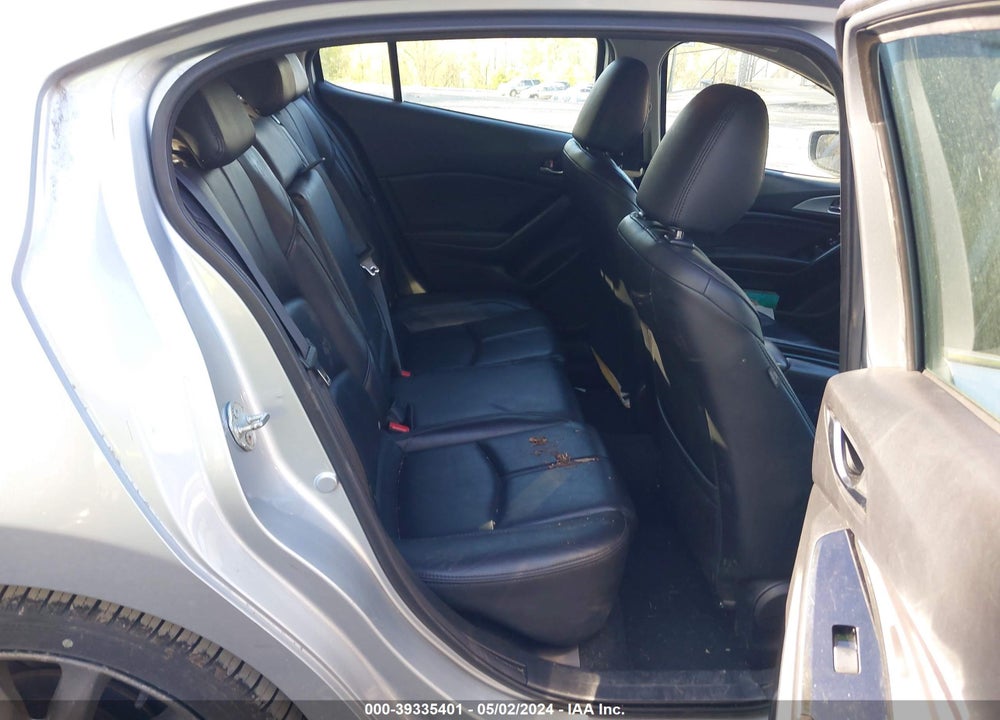 2018 MAZDA 3 TOURING VIN: 3MZBN1L36JM199010