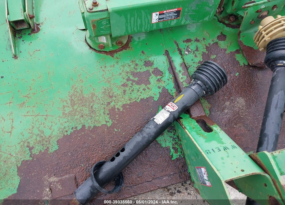 2000 JOHN DEERE BUSH HOG VIN: 1P0MX10CTCP029272