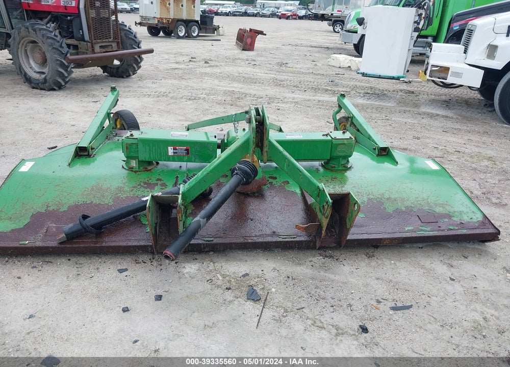2000 JOHN DEERE BUSH HOG VIN: 1P0MX10CTCP029272