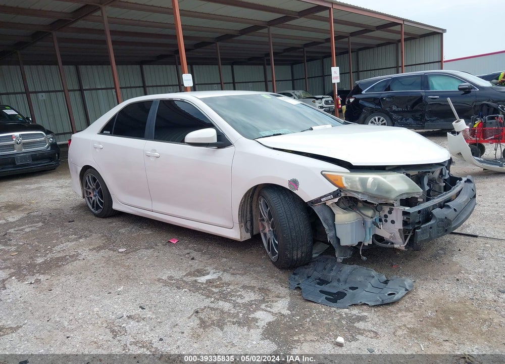 2014 TOYOTA CAMRY SE VIN: 4T1BF1FK7EU302936