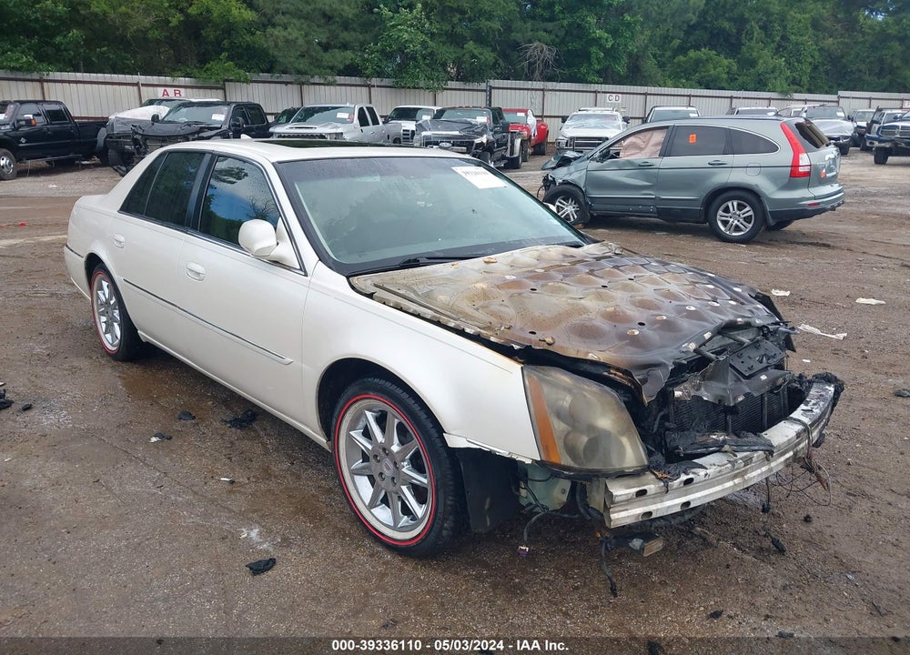 2011 CADILLAC DTS LUXURY COLLECTION VIN: 1G6KD5E6XBU133080