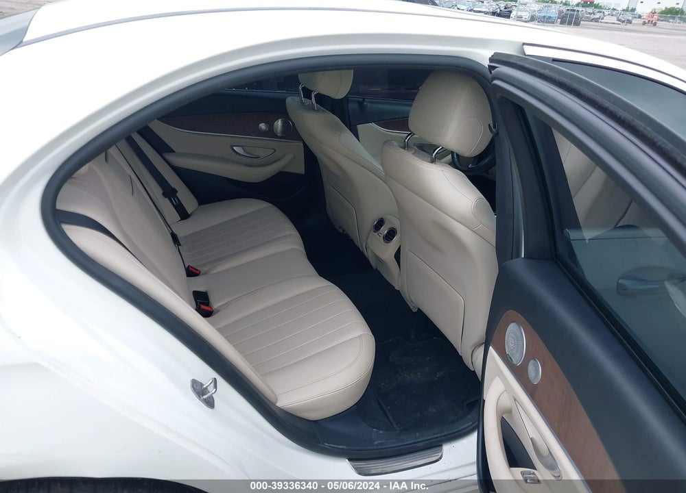 2017 MERCEDES-BENZ E 300 VIN: WDDZF4JB4HA019370