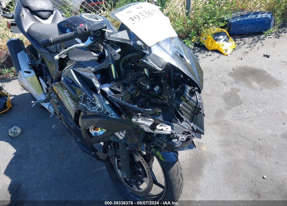 2024 KAWASAKI EX500 VIN: ML5EXGG13RDA12106