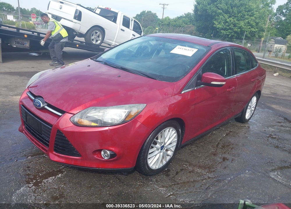 2014 FORD FOCUS TITANIUM VIN: 1FADP3J26EL447037