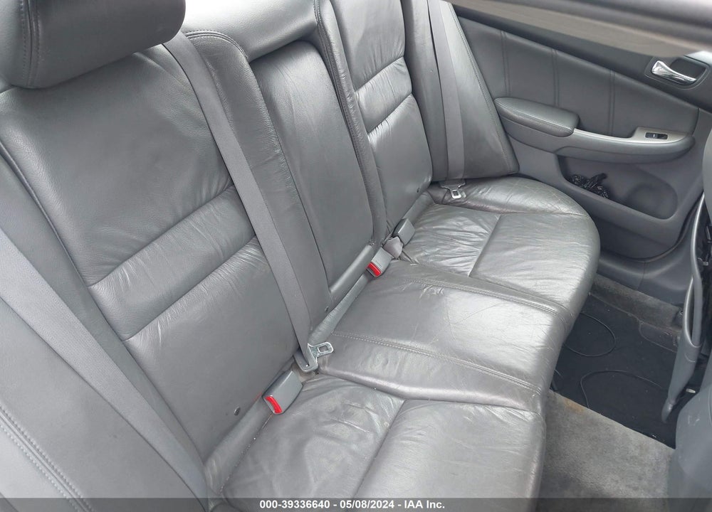 2005 HONDA ACCORD 2.4 EX VIN: 1HGCM55875A058624