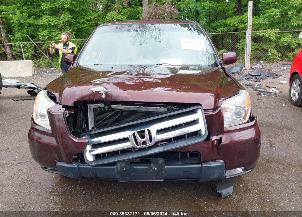 2008 HONDA PILOT EX-L VIN: 5FNYF18558B016019
