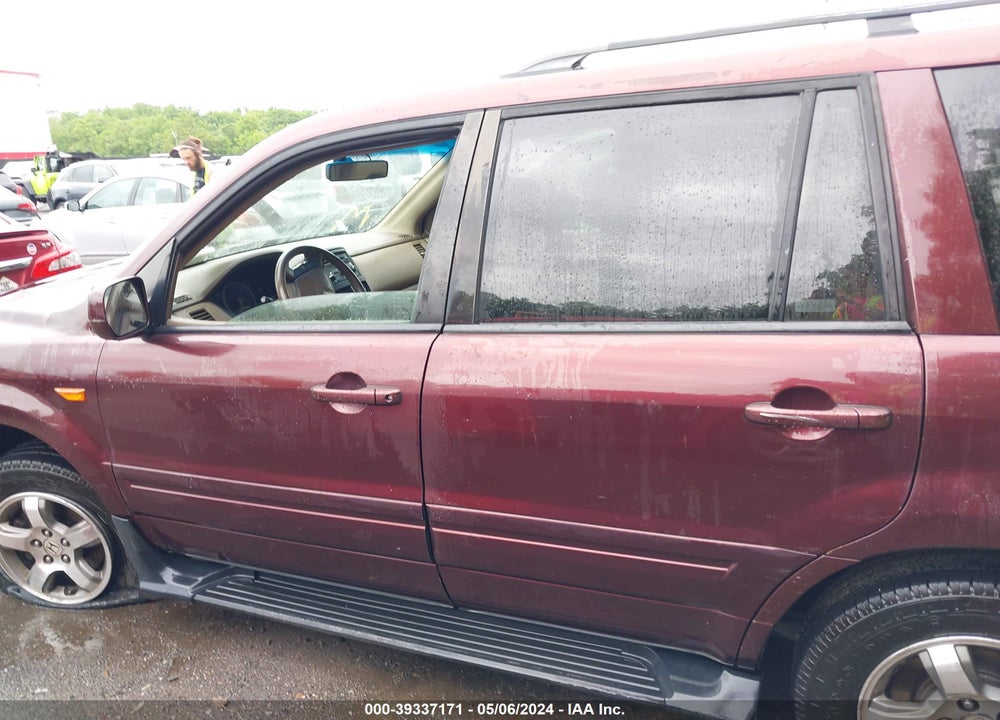 2008 HONDA PILOT EX-L VIN: 5FNYF18558B016019
