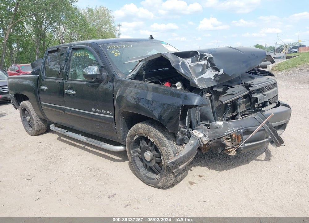 2011 CHEVROLET SILVERADO 1500 LT VIN: 3GCPCSE06BG145701