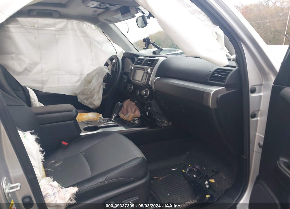 2019 TOYOTA 4RUNNER SR5 PREMIUM VIN: JTEBU5JRXK5637390