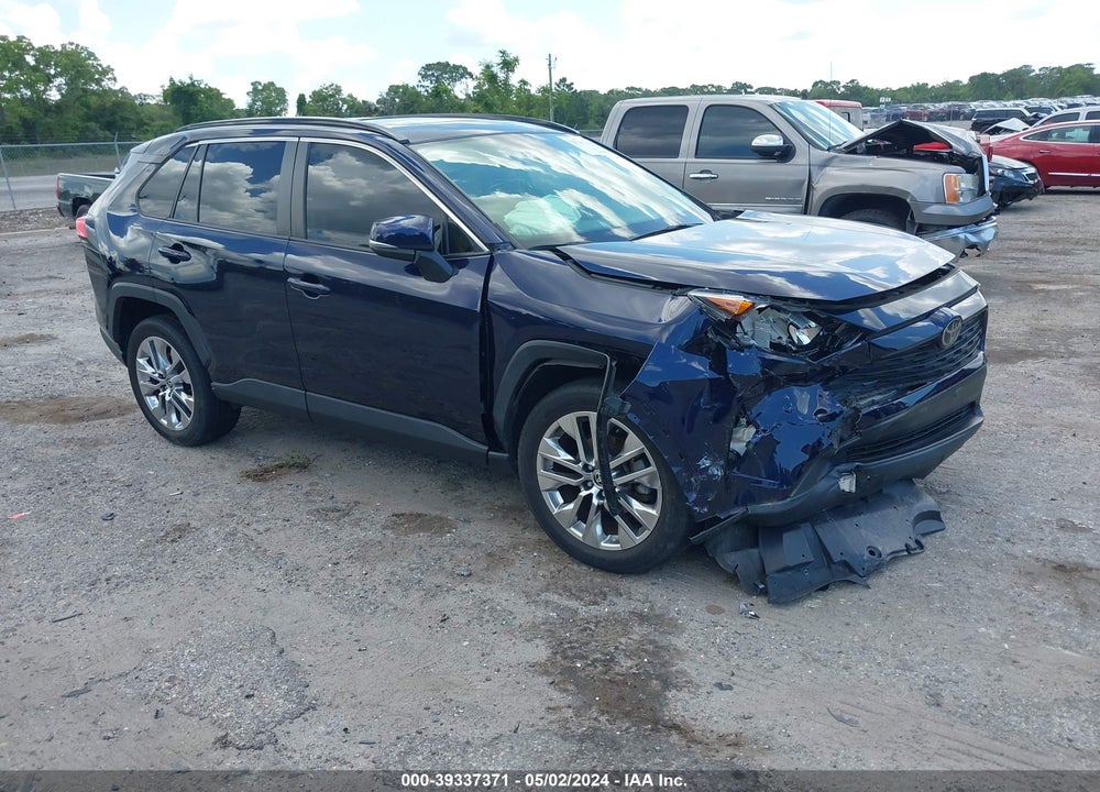 2020 TOYOTA RAV4 XLE PREMIUM VIN: JTMA1RFV3LD056293