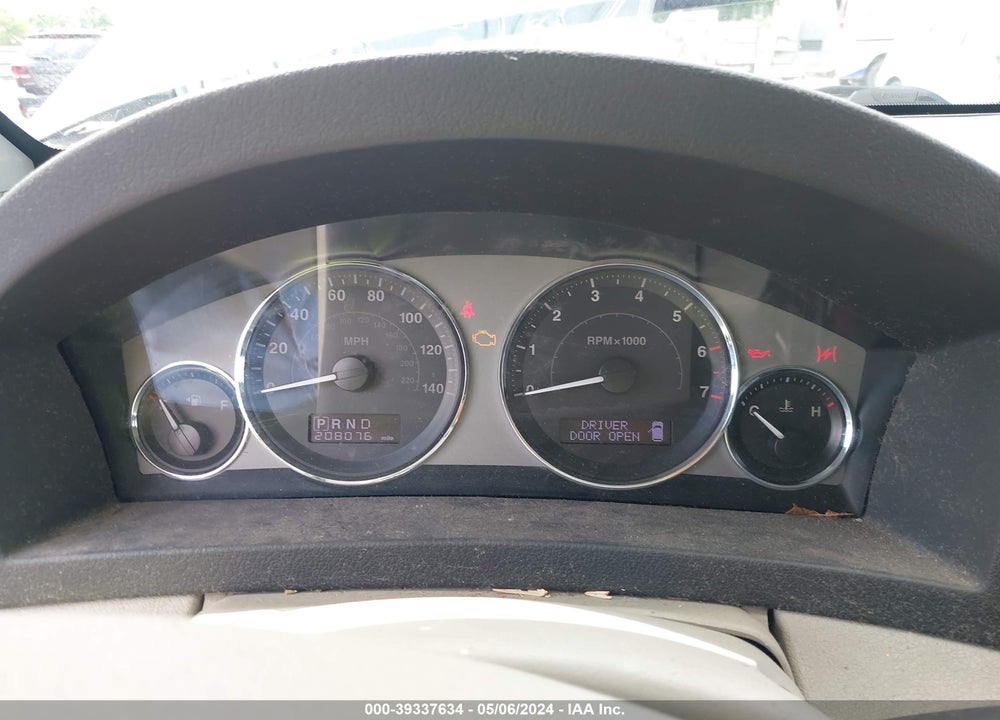 2008 JEEP GRAND CHEROKEE VIN: 1J8HR58N68C129496