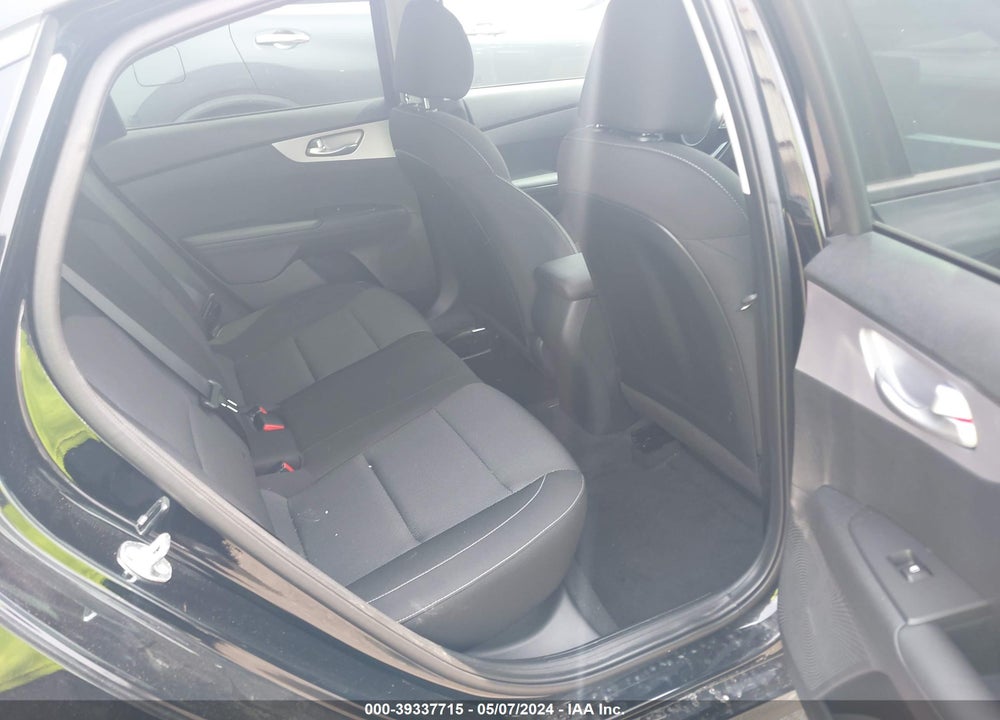 2024 KIA FORTE LXS VIN: 3KPF24AD6RE714152