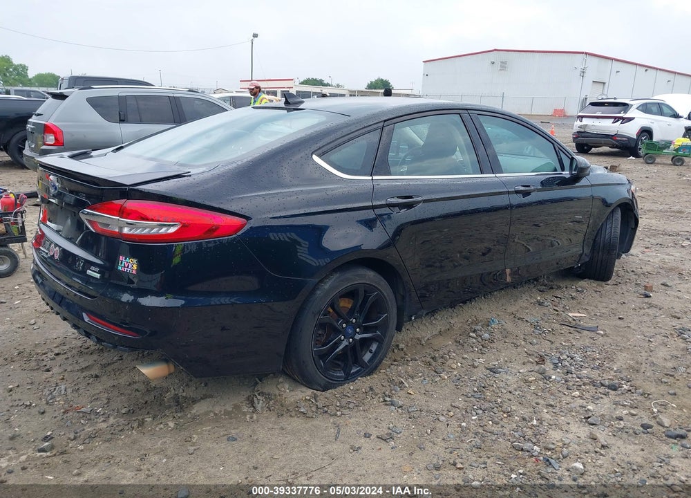2019 FORD FUSION VIN: 3FA6P0HD3KR111664