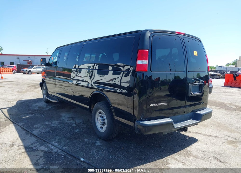 2019 CHEVROLET EXPRESS 3500 LS VIN: 1GAZGNFG7K1331622